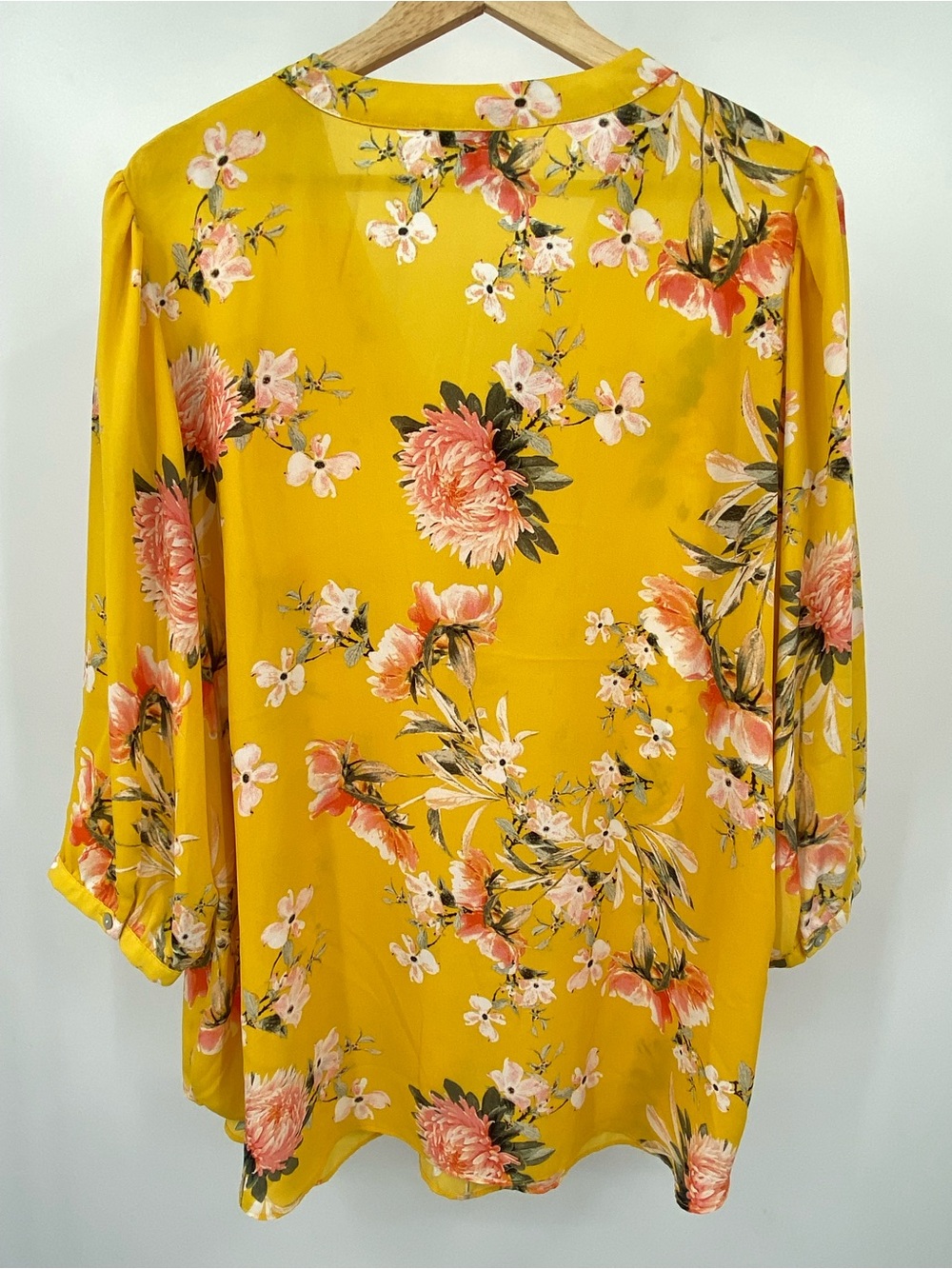 Rose & Olive‎ Women's Mustard Floral V-Neck Tunic Blouse 1X - Picture 5 of 11